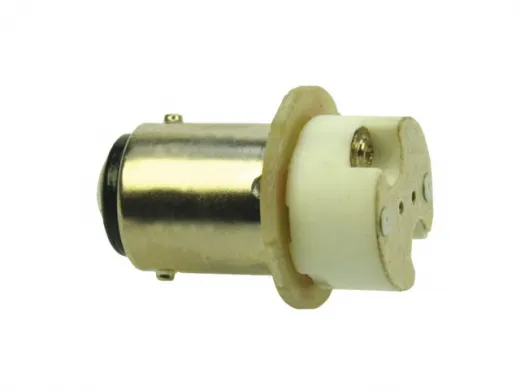 Adapter BA15d nach G4/GU5.3/GY6.25